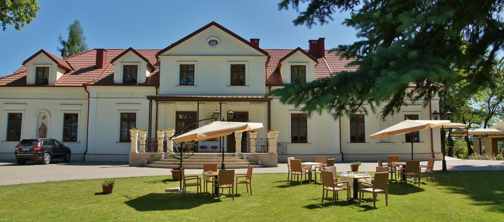 Dwor Prezydencki Boutique & 5* Zgłobice