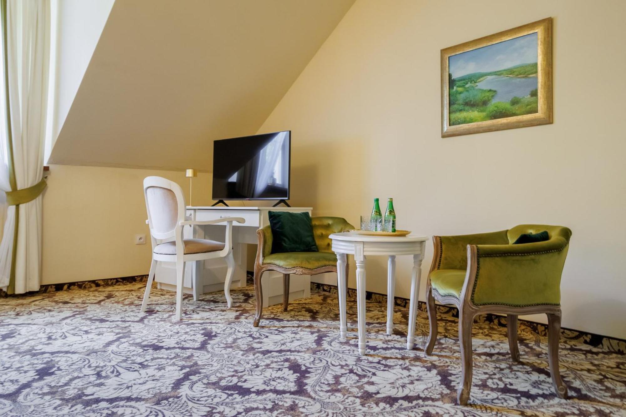 Hotel Dwor Prezydencki Boutique & Zgłobice
